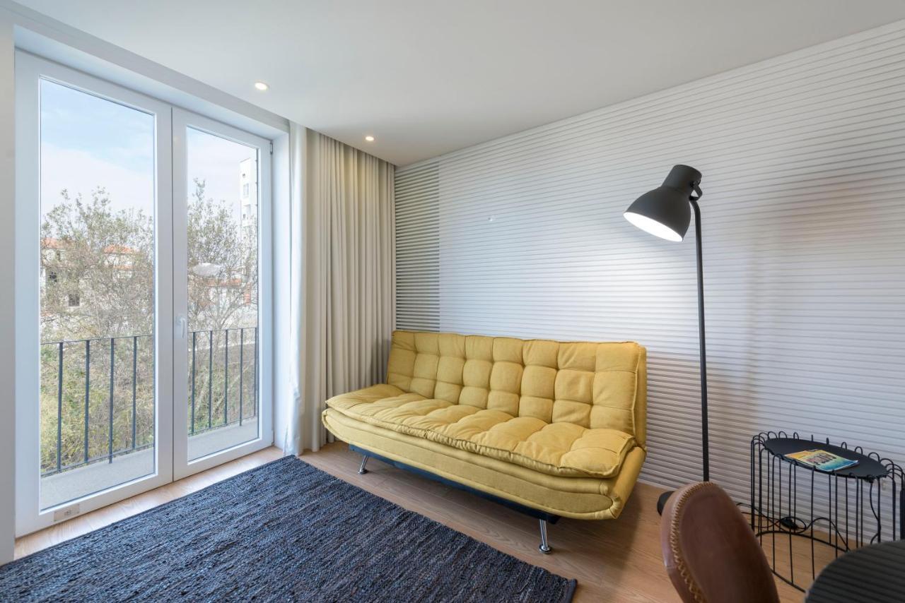 Lovelystay - Central Flat W/ Ac & Balcony ปอร์โต ภายนอก รูปภาพ
